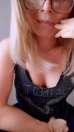 Calupink webcam cam4 model stream image
