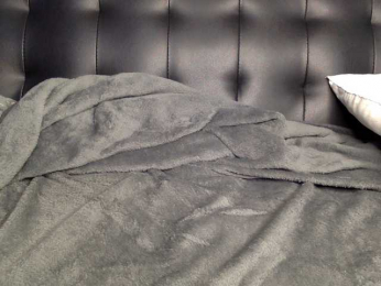 HornyPriya webcam model stream image