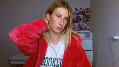 Evelyn_21_m webcam model stream image