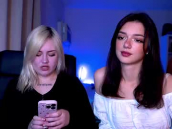 0_perfect_imperfection_0 webcam model stream image