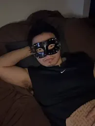 meme_n webcam stripchat model stream image