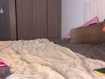 BonniexClyde webcam model stream image