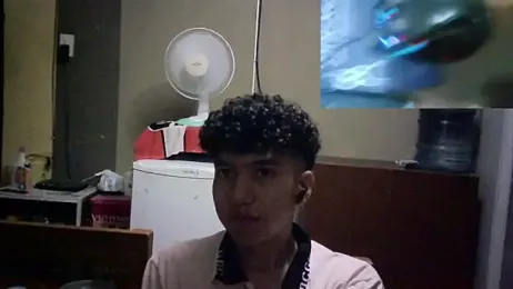 Emv2 webcam stripchat model stream image