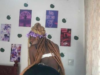 VelvetDesire webcam model stream image