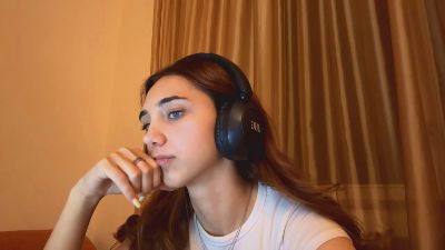 LexieVaka webcam model stream image