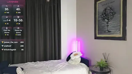 DebiHenks webcam stripchat model stream image
