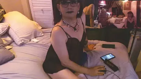 TransFionaLuv webcam model stream image