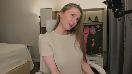 CharlotteWells webcam model stream image