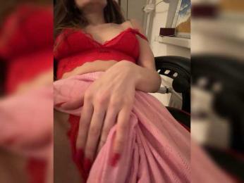 Amelia575-1 webcam bongacams model stream image