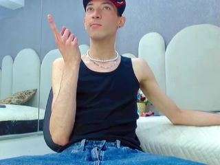 ashton-myers15 webcam model stream image