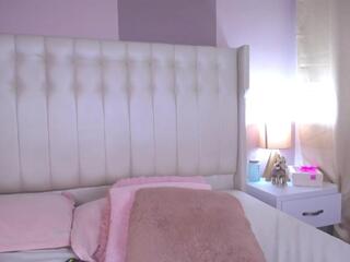 Reachel Smith webcam model stream image