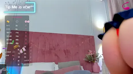 Mayzzie webcam stripchat model stream image