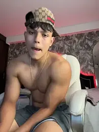 DilanMiller_ webcam model stream image
