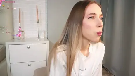 heidas_dream webcam stripchat model stream image