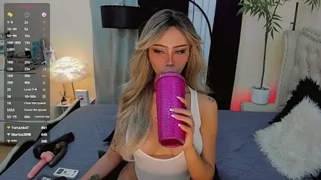FinestGirlx webcam model stream image