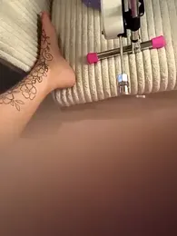 Linalicious webcam model stream image