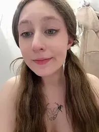FroggyAnna webcam stripchat model stream image