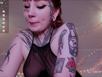 tradishka webcam bongacams model stream image