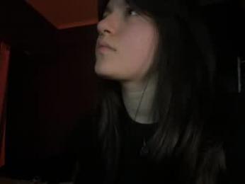 kikilove15 webcam chaturbate model stream image
