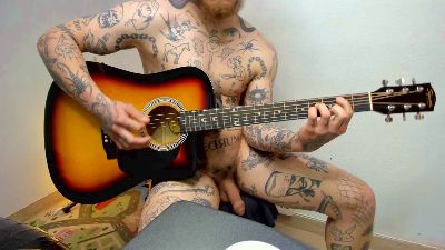 Layneinchains webcam model stream image