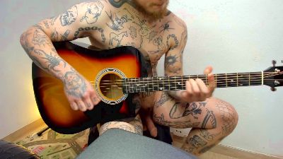 Layneinchains webcam cam4 model stream image