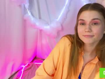 alisia_spinnet webcam model stream image