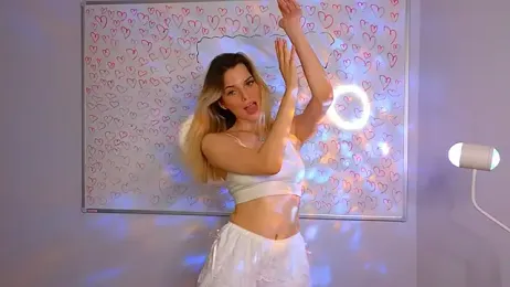 MattieAndrews webcam model stream image