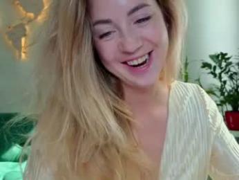 emmi_rosee webcam model stream image