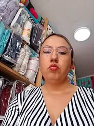 VIOLETA-25_ webcam model stream image