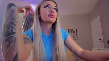 emily_bloom webcam stripchat model stream image