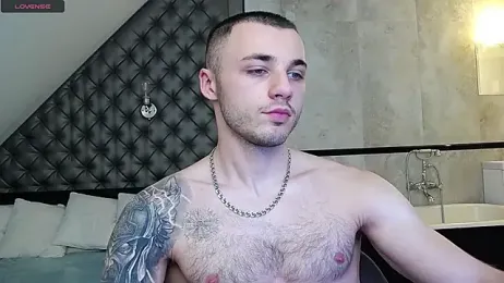 PaulGrow webcam model stream image
