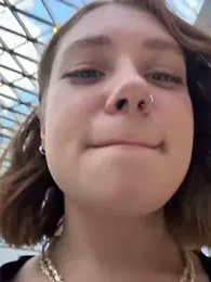lucy-joy webcam model stream image