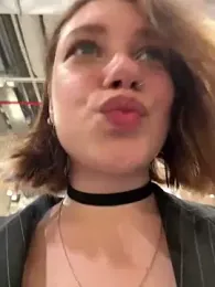 lucy-joy webcam model stream image