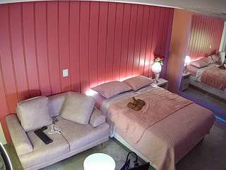 voyeurcam-casa-salsa-bedroom-5 webcam model stream image