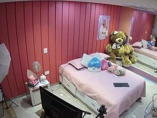 voyeurcam-casa-salsa-bedroom-5 webcam model stream image