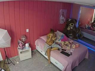voyeurcam-casa-salsa-bedroom-5 webcam model stream image
