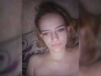 EvelynXKukla webcam model stream image
