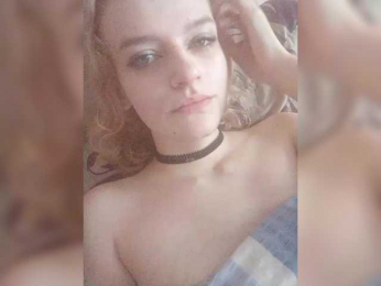 EvelynXKukla webcam model stream image