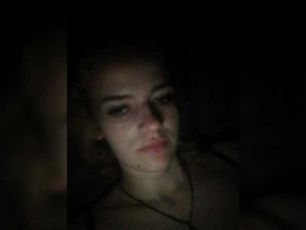 EvelynXKukla webcam bongacams model stream image