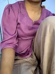 Cute-Telugu-Teacher webcam model stream image