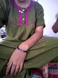 Cute-Telugu-Teacher webcam model stream image