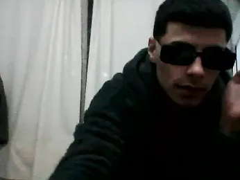 Aronfox23 webcam stripchat model stream image