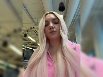 Kris_Cute webcam model stream image