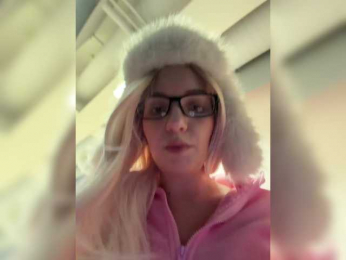 Kris_Cute webcam model stream image