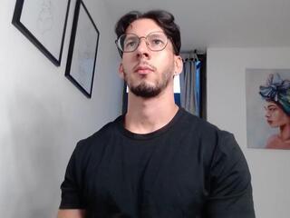 Andrew Mathews webcam model stream image