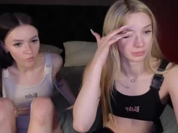 elizzza_ webcam model stream image
