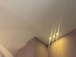 mia-robert1 webcam model stream image