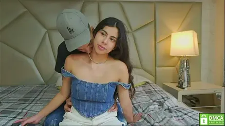 Be_curious webcam model stream image