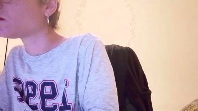Larafoxok webcam cam4 model stream image