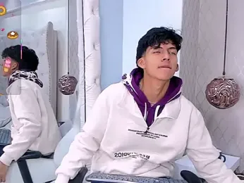 Valentino_Lux webcam stripchat model stream image